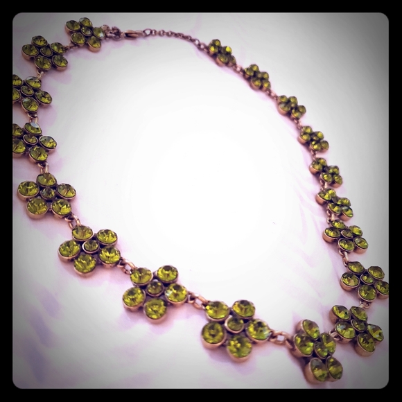Jewelry - Ann Taylor Gold Choker with Green Gemstone Flowers